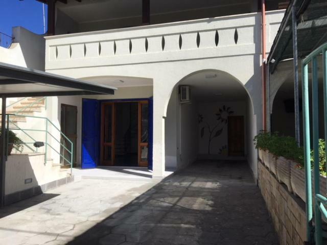 Il Girasole 2 Villa Torre dell'Orso Luaran gambar