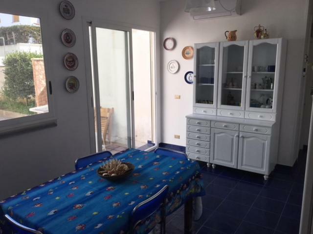 Il Girasole 2 Villa Torre dell'Orso Luaran gambar