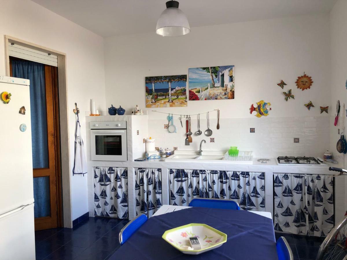 Il Girasole 2 Villa Torre dell'Orso Luaran gambar